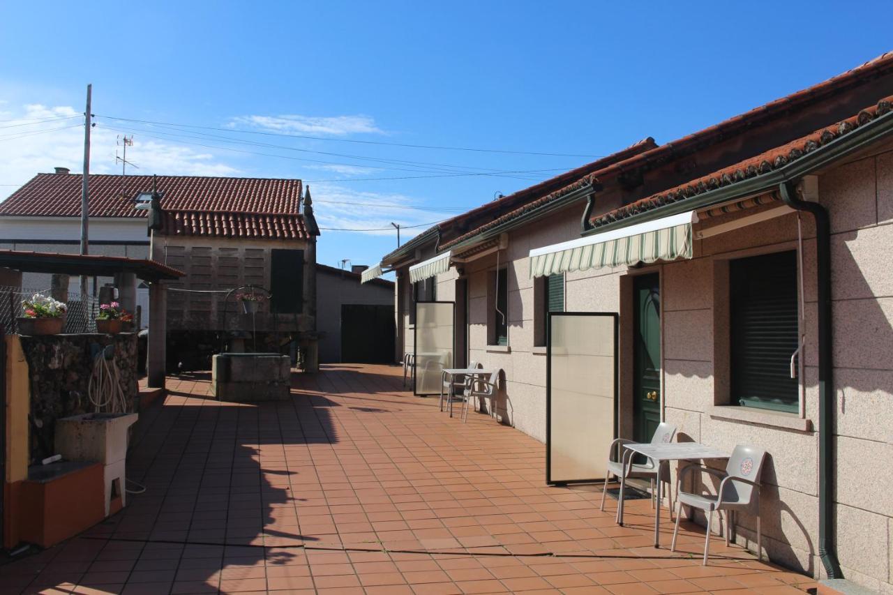 Apartamentos Outeiro Pobra Do Caraminal Bagian luar foto