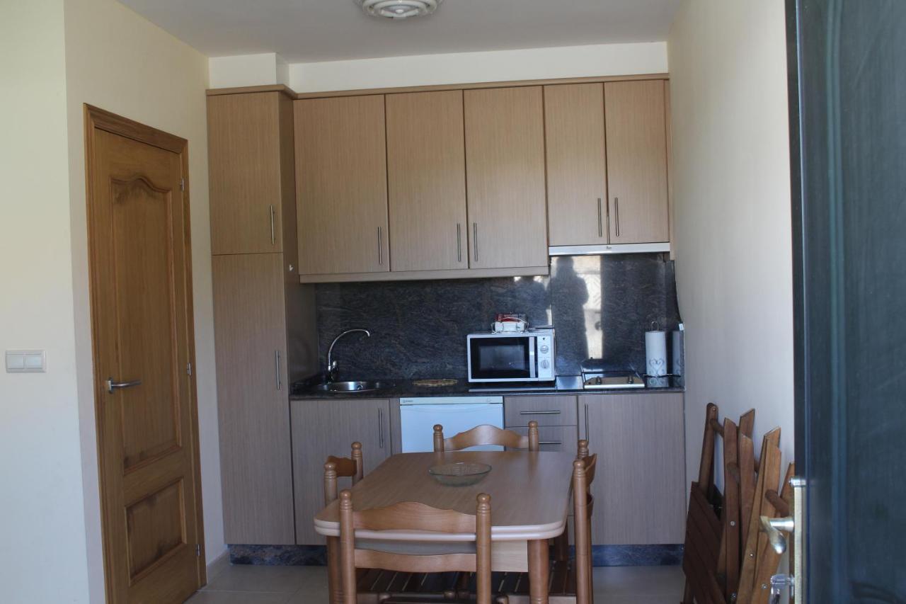 Apartamentos Outeiro Pobra Do Caraminal Bagian luar foto