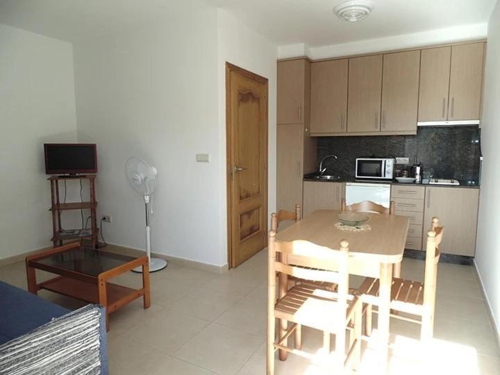 Apartamentos Outeiro Pobra Do Caraminal Bagian luar foto