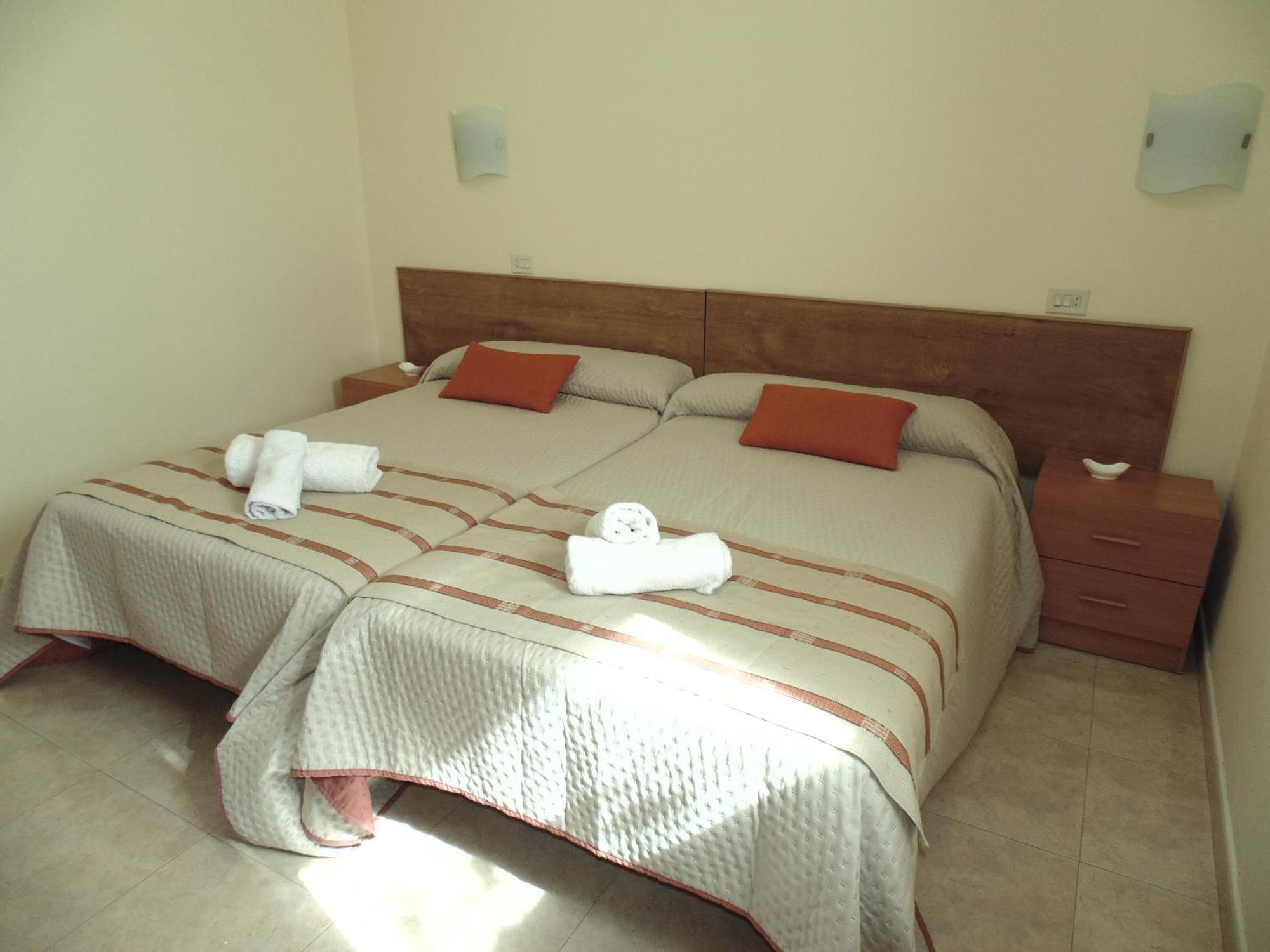 Apartamentos Outeiro Pobra Do Caraminal Bagian luar foto